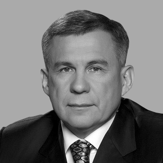 Рустам Минниханов