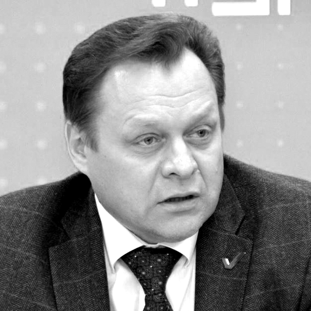 Павел Жбанов